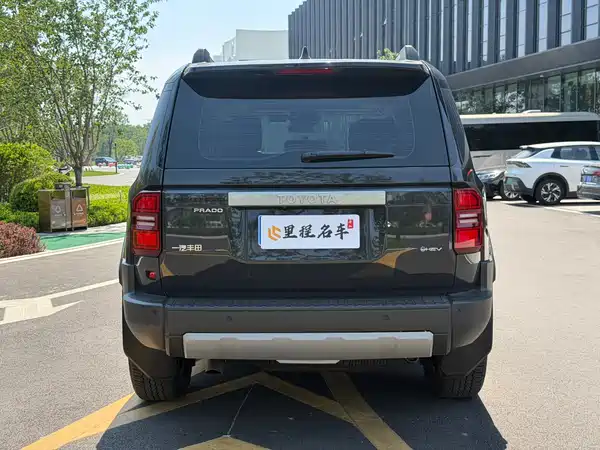 Toyota Prado 2024