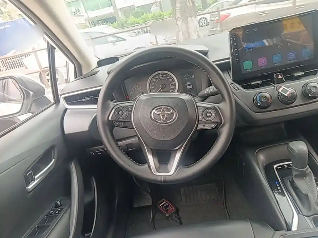 Toyota Corolla 2020 — фото 11