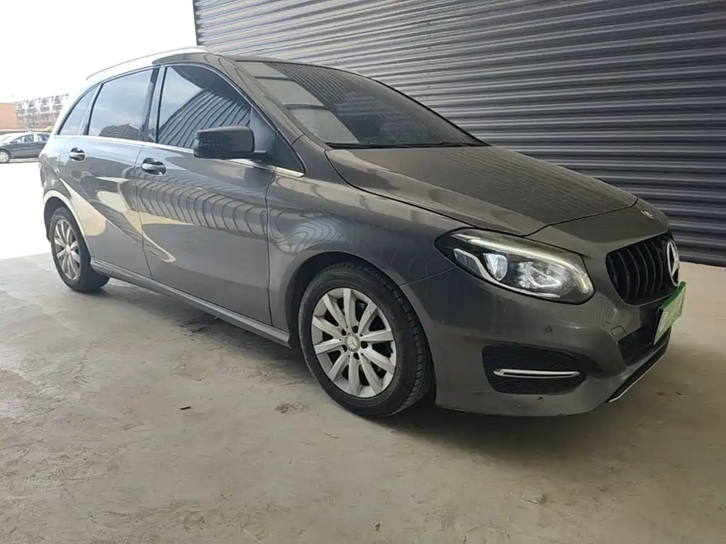 Mercedes-Benz B-Class 2017 — фото 4