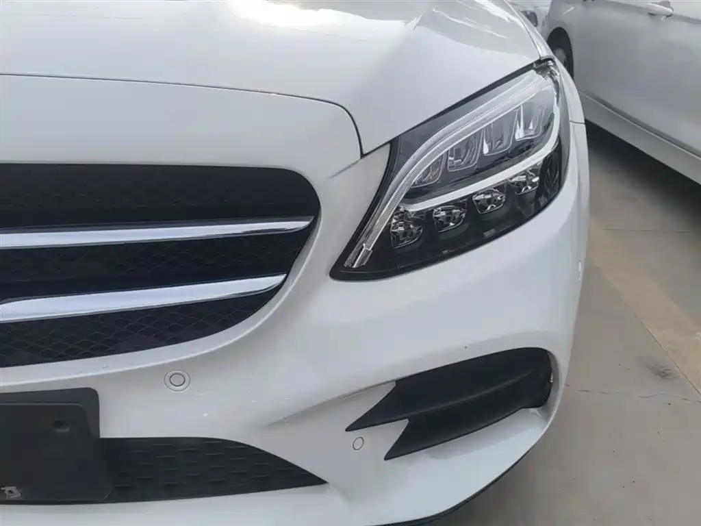 Mercedes-Benz C-Class 2019 — фото 24