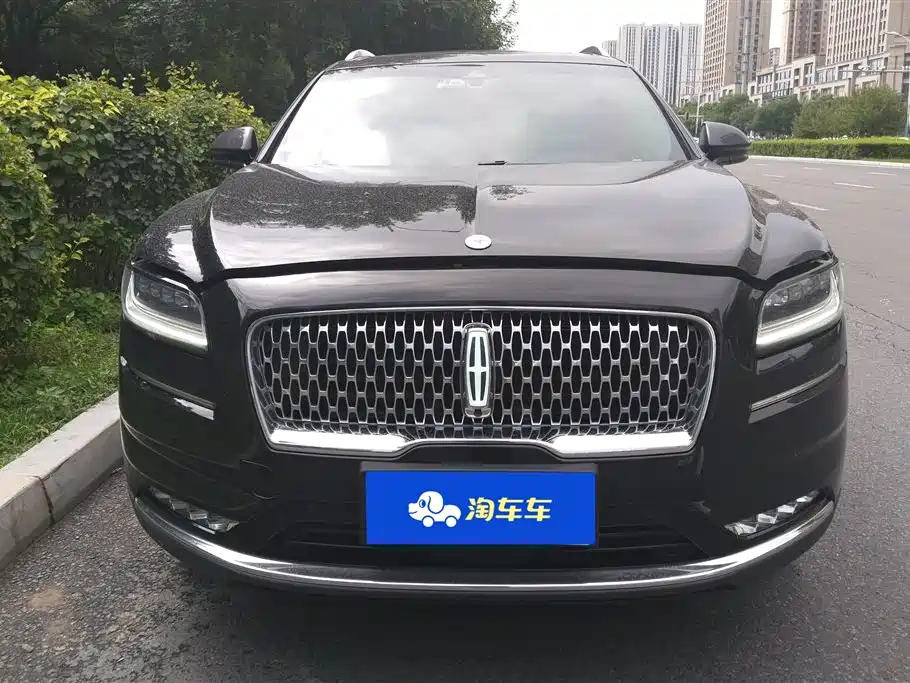 Lincoln Nautilus 2021