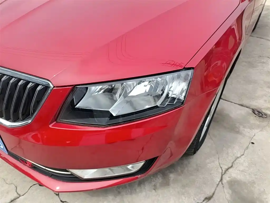 Skoda Octavia 2015 — фото 24