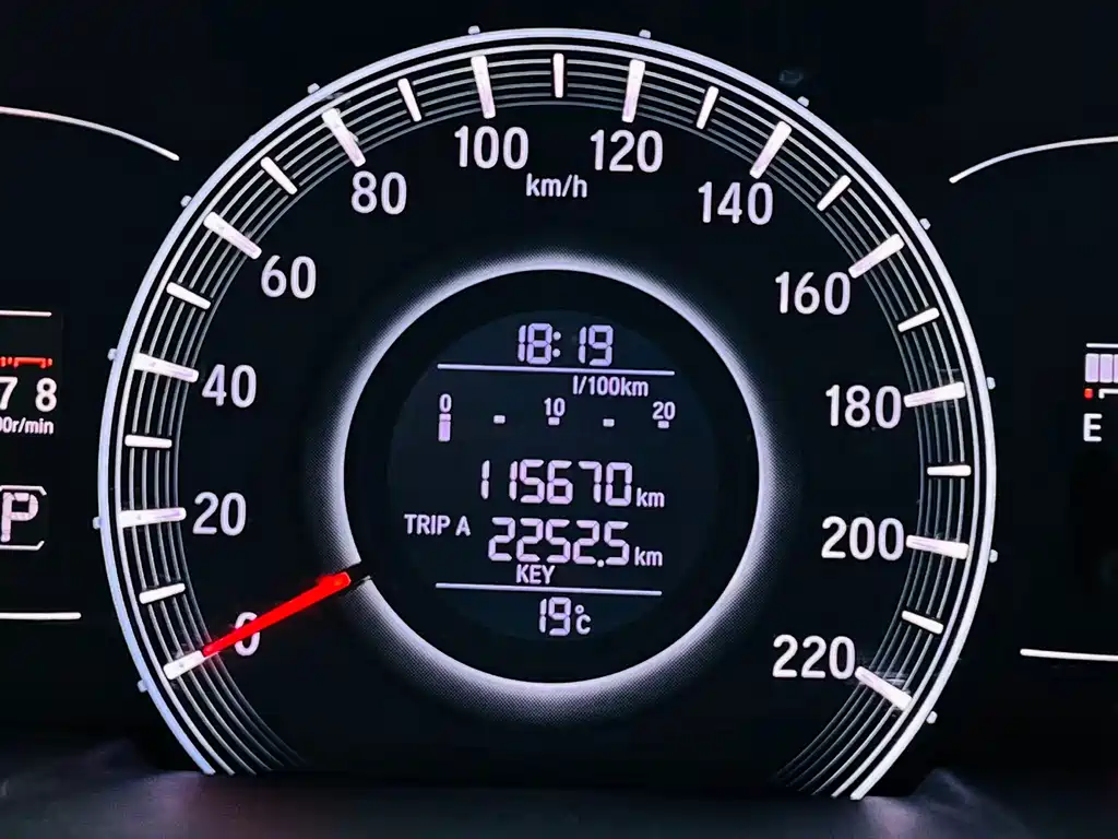 Honda Odyssey 2015 — фото 9