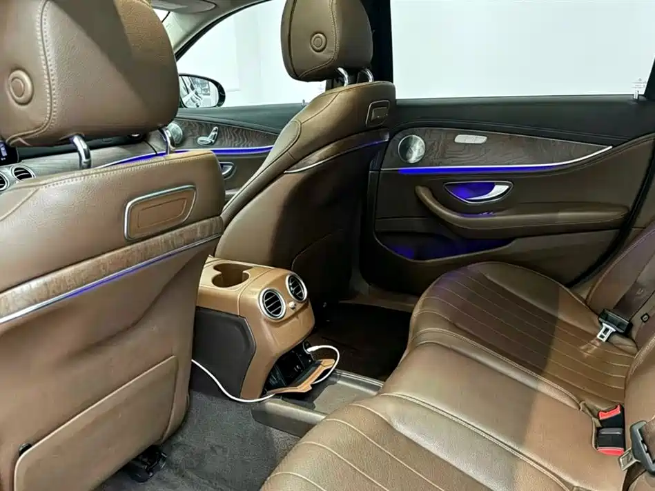 Mercedes-Benz E-Class 2018 — фото 6