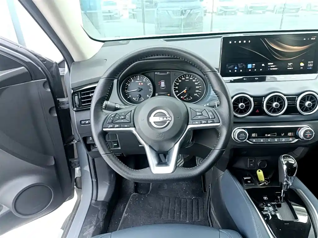 Nissan X-Trail 2025 — фото 11