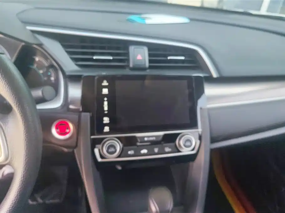 Honda Civic 2021 — фото 13
