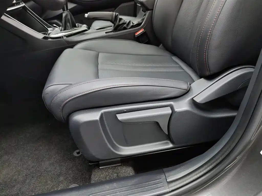 GAC Motor Trumpchi GS4 2020 — фото 20