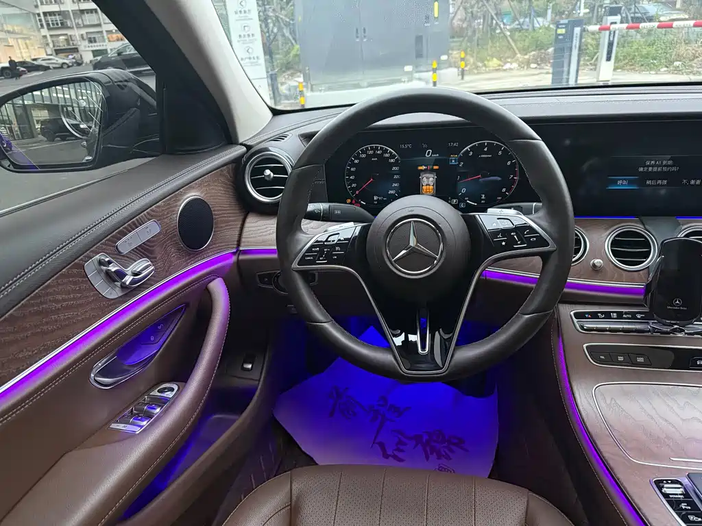 Mercedes-Benz E-Class 2020 — фото 8