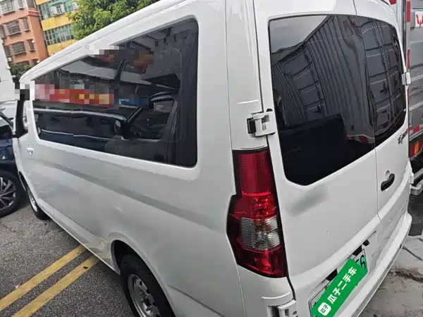 Changan Ruixing EM80 2025