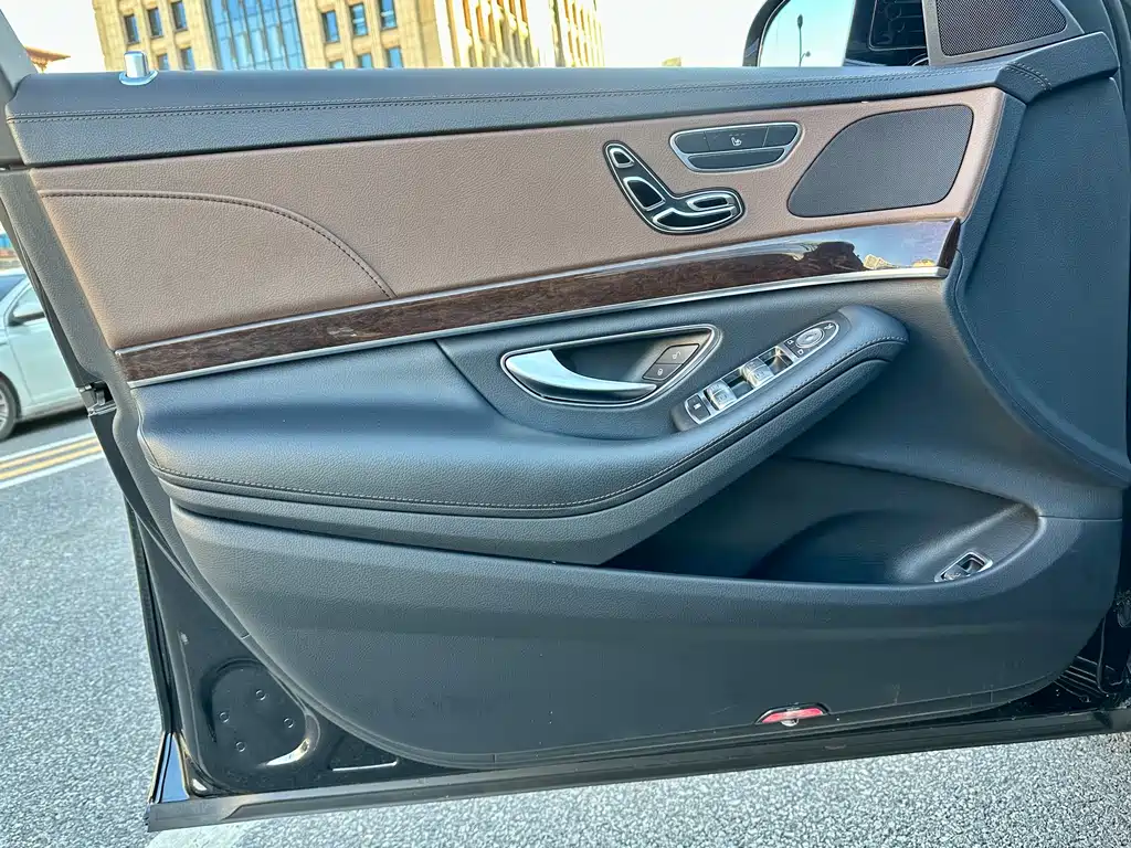 Mercedes-Benz S-Class 2019 — фото 12