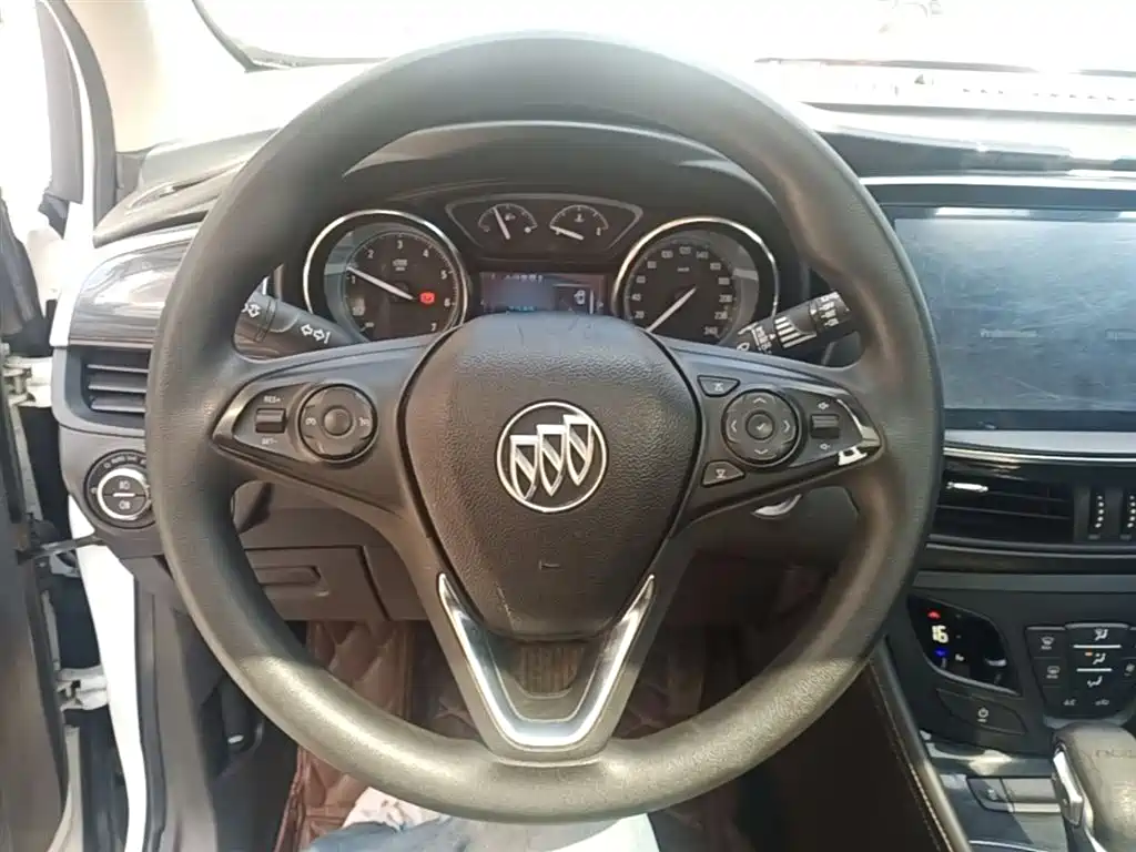 Buick Envision Plus 2017 — фото 11