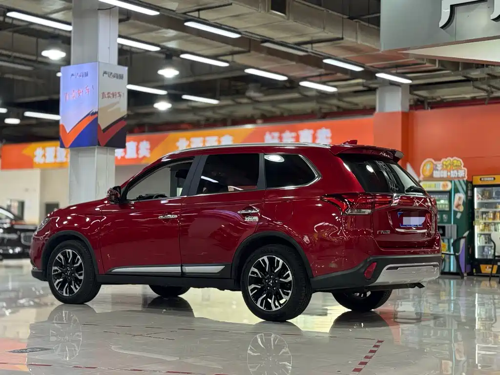 Mitsubishi Outlander 2020