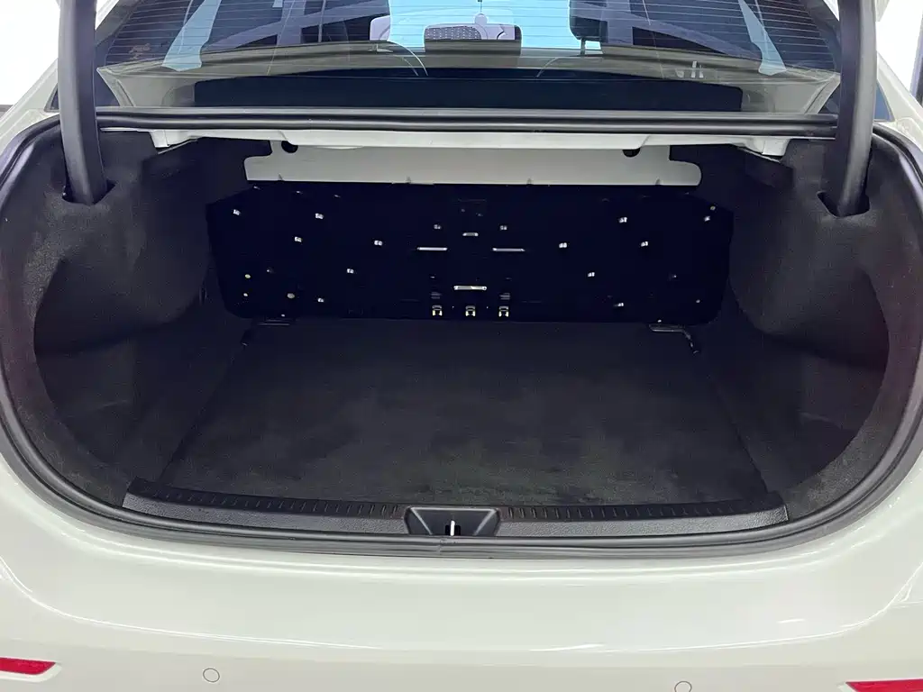 Mercedes-Benz A-Class 2023 — фото 10