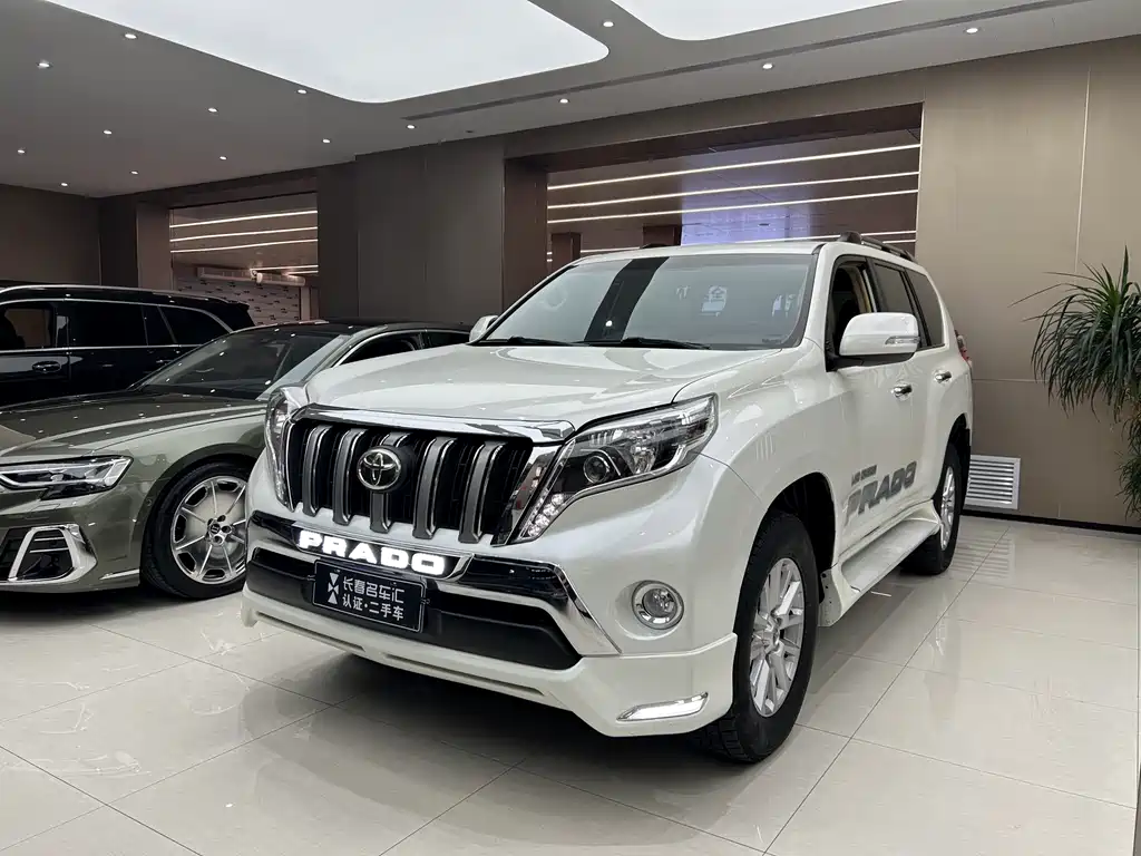 Toyota Prado 2018 — фото 1