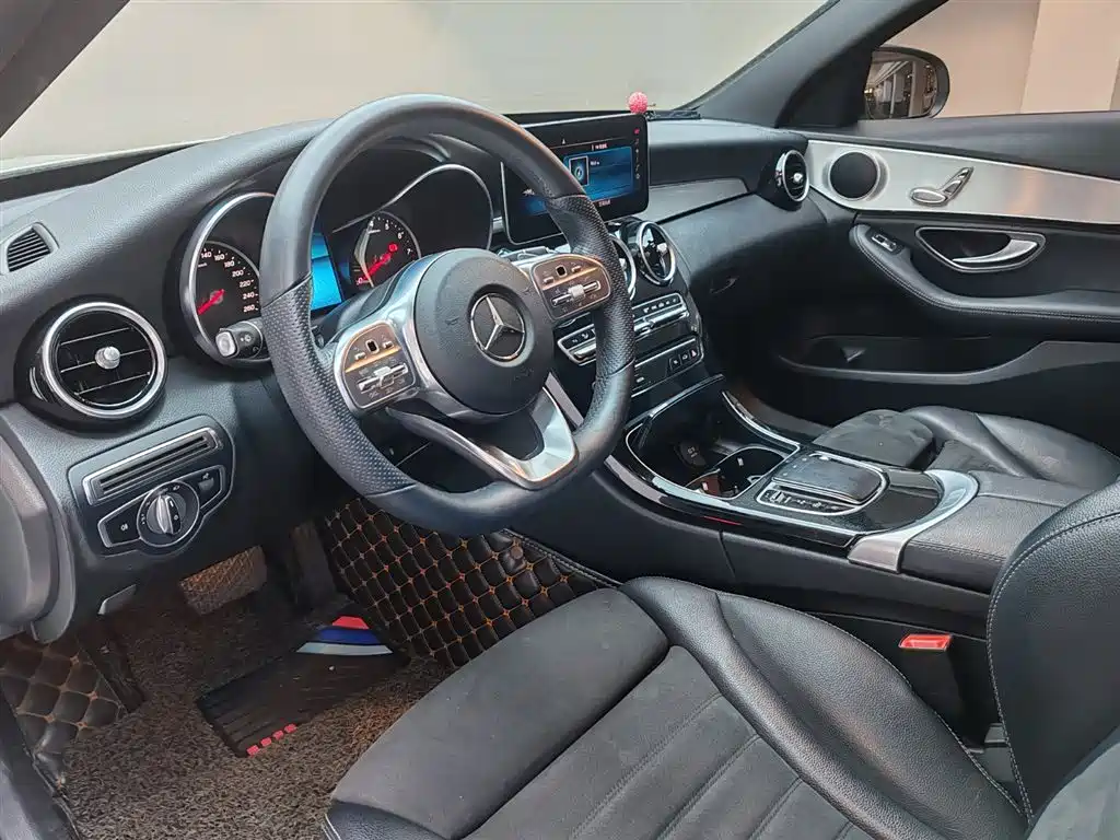 Mercedes-Benz C-Class 2019 — фото 12