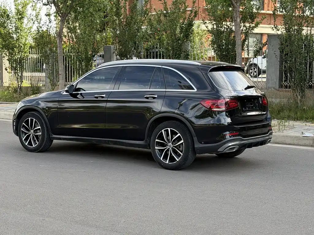 Mercedes-Benz GLC 2021 — фото 3