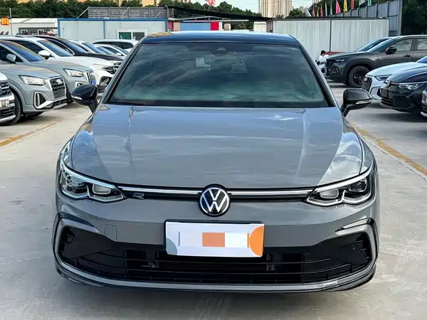 Volkswagen Golf 2022