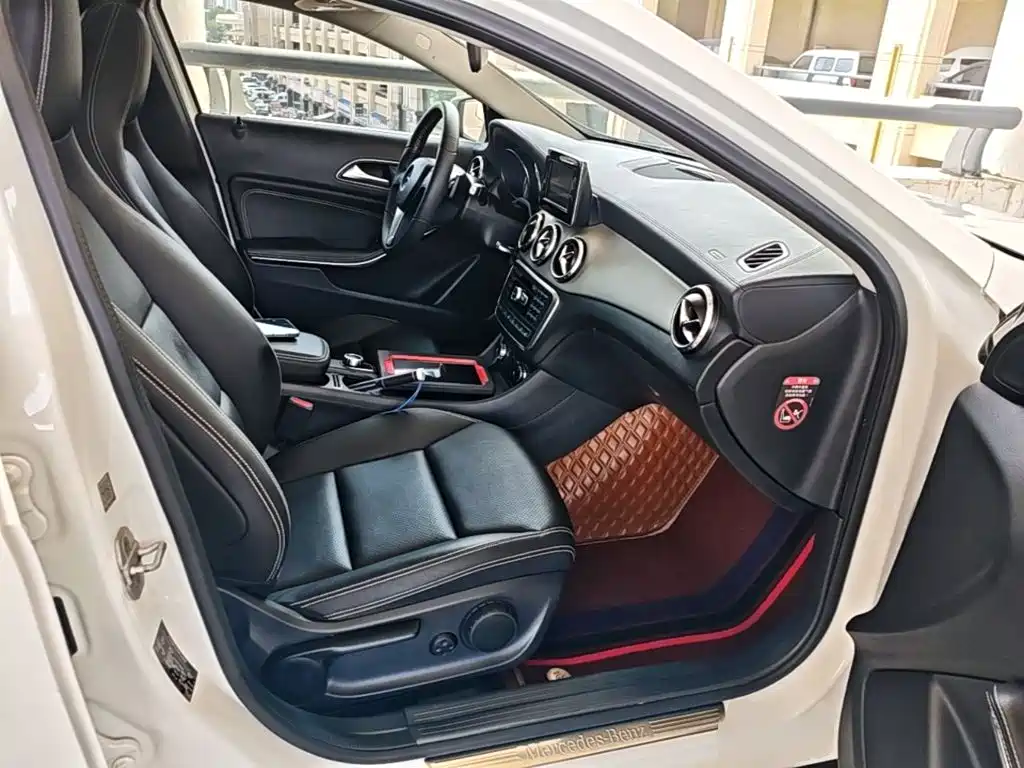 Mercedes-Benz GLA 2015 — фото 25