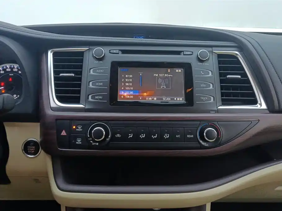 Toyota Highlander 2019 — фото 13