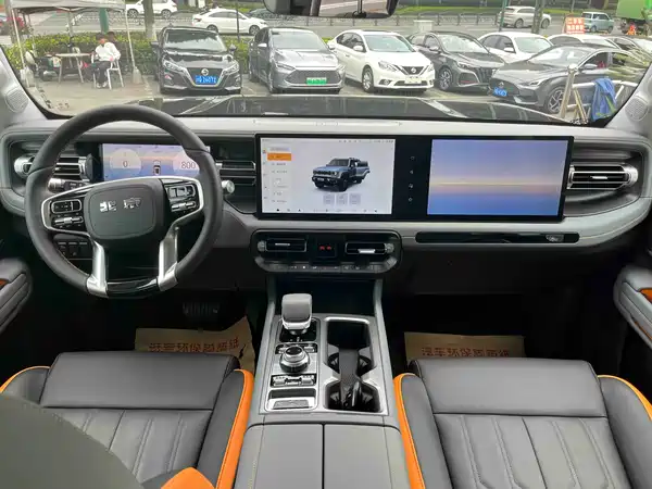 BAIC BJ40 2025
