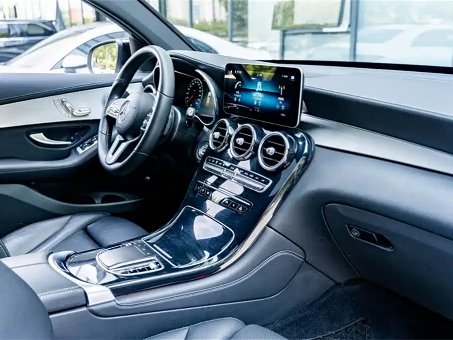 Mercedes-Benz GLC Coupe 2020 — фото 18