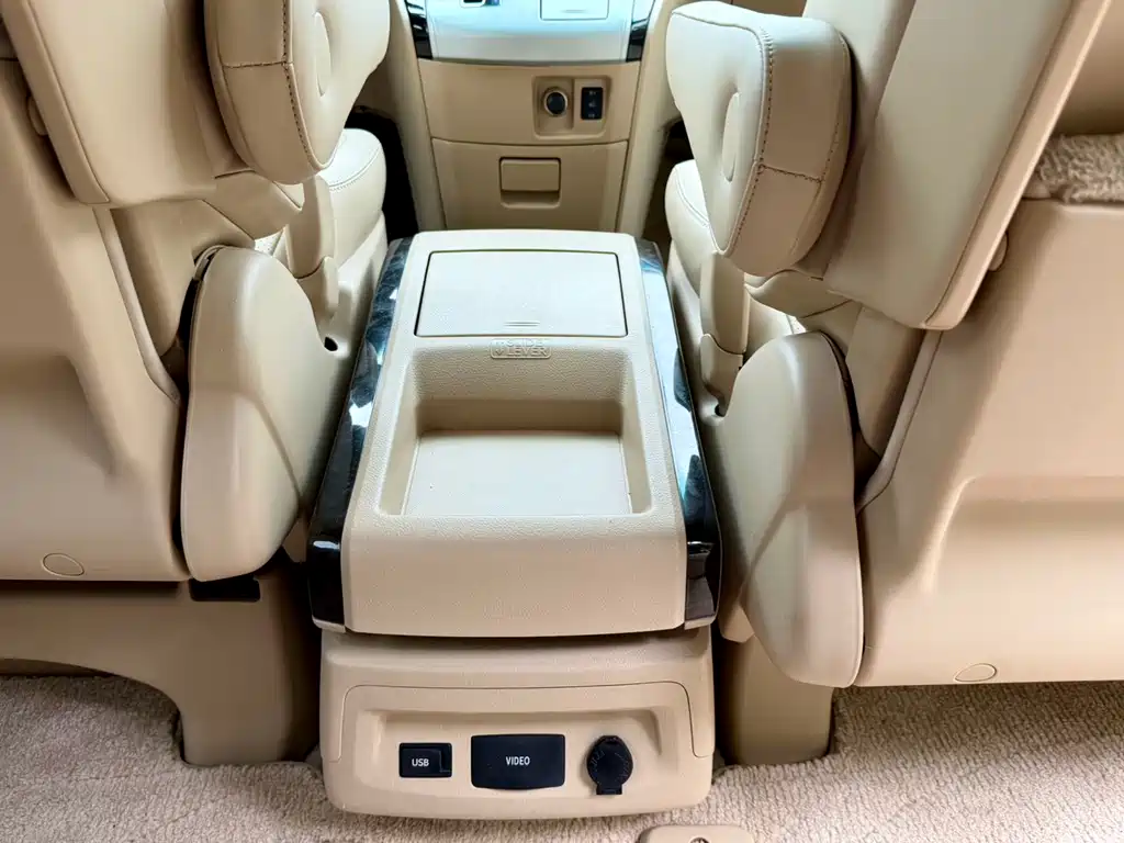 Toyota Alphard 2012 — фото 15