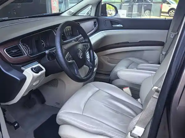Buick GL8 2018