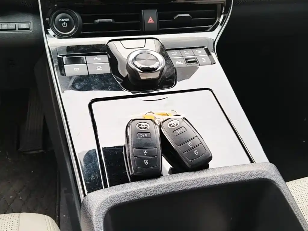 Toyota bZ4X 2022 — фото 14