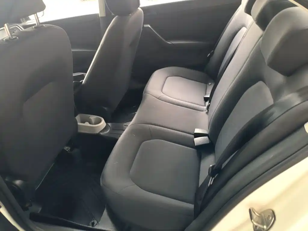 Skoda Rapid 2018 — фото 17