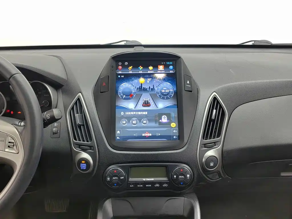 Hyundai ix35 2014 — фото 12