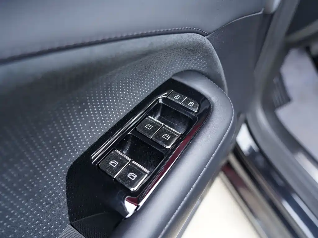 Zeekr 009 2023 — фото 22