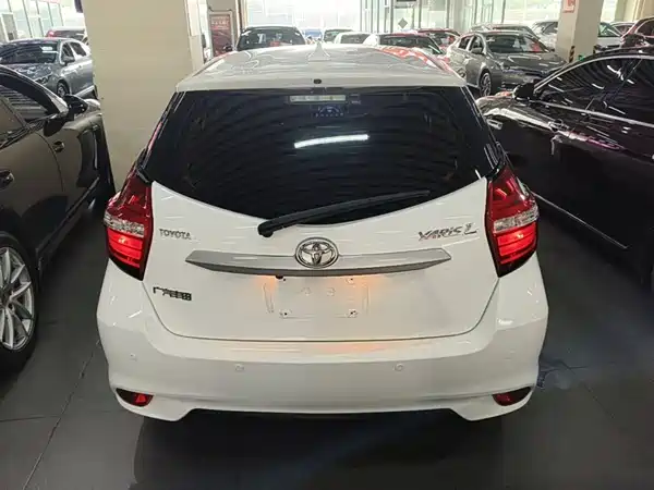 Toyota Yaris L 2020