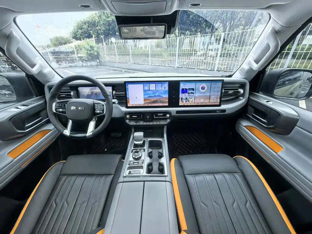 BAIC BJ40 Extended Range 2025 — фото 18