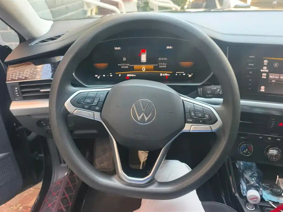Volkswagen Passat 2023 — фото 15