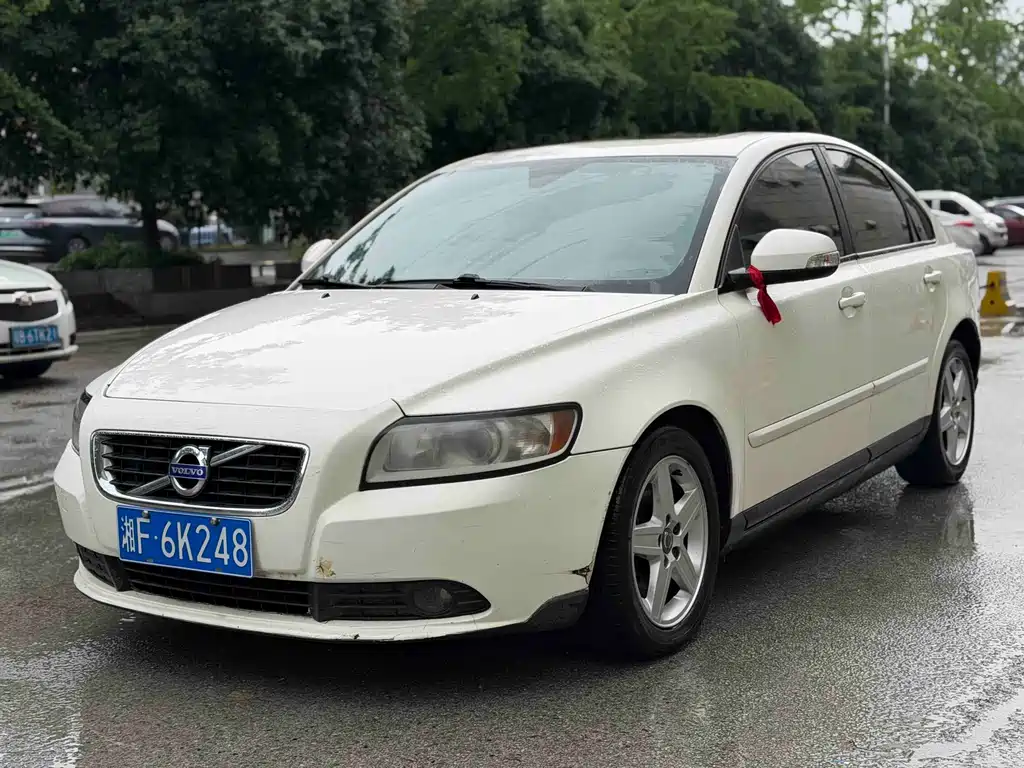Volvo S40 2012