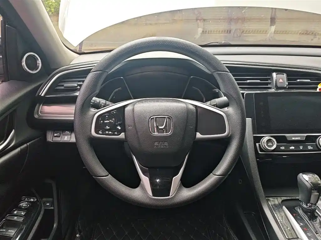 Honda Civic 2020 — фото 11