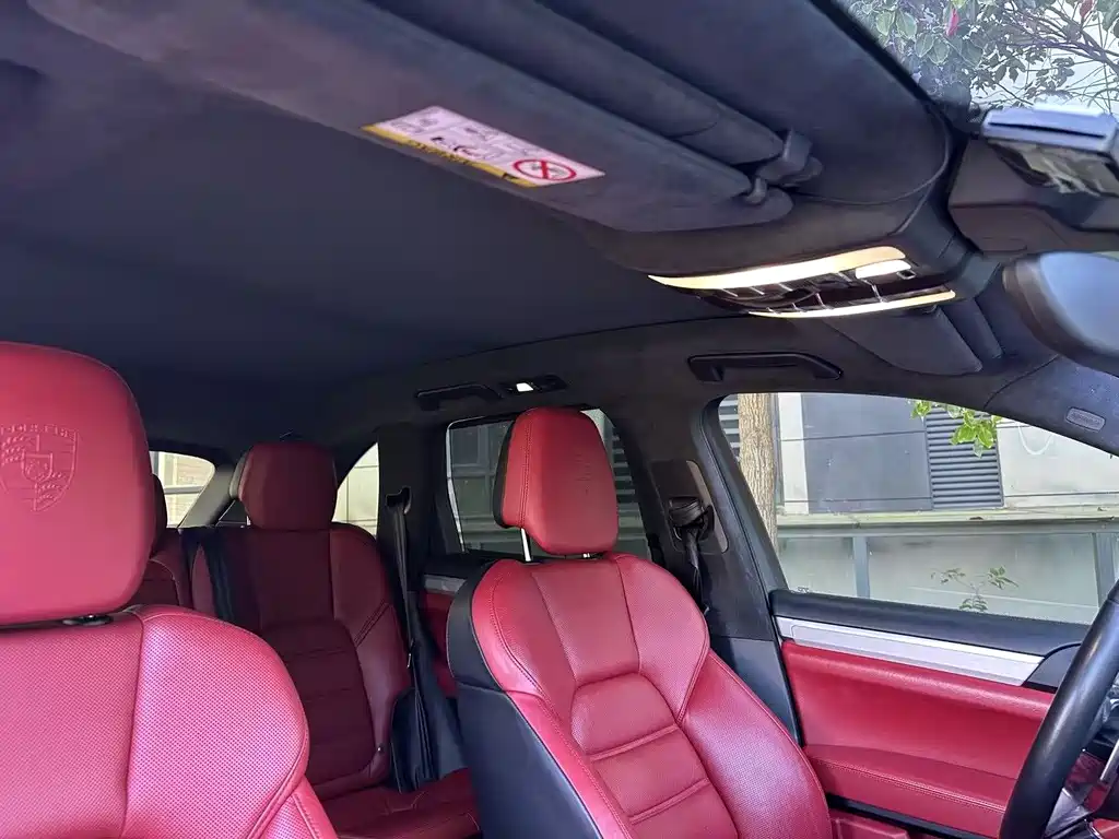 Porsche Cayenne 2015 — фото 13