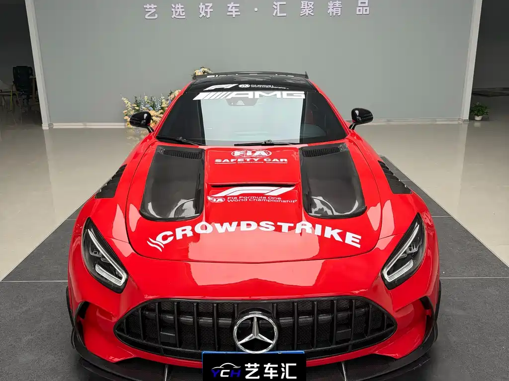 Mercedes-Benz AMG GT 2018 — фото 1