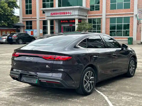 BYD Qin L 2024