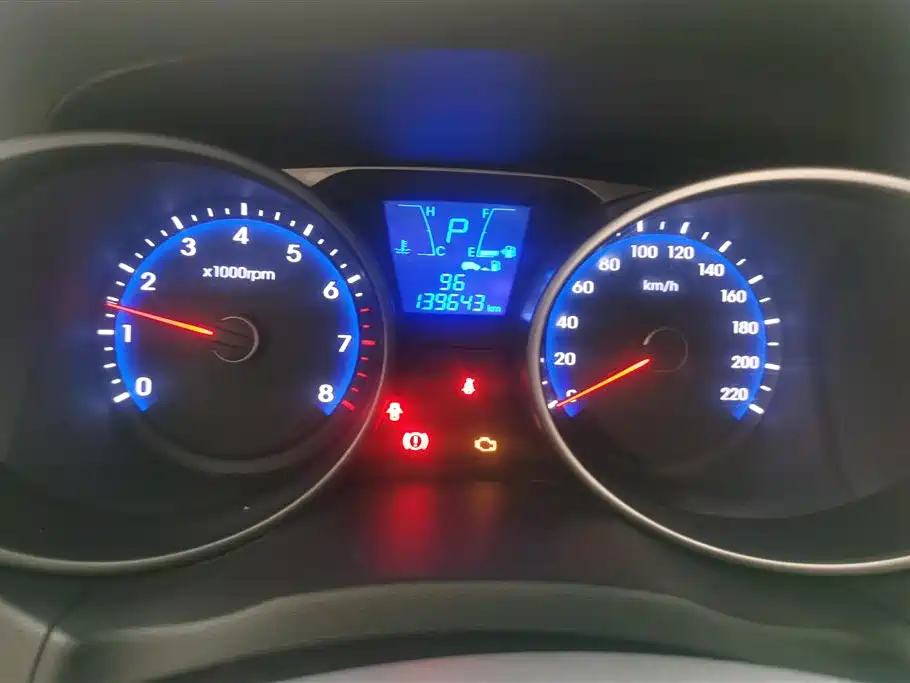 Hyundai ix35 2015 — фото 14