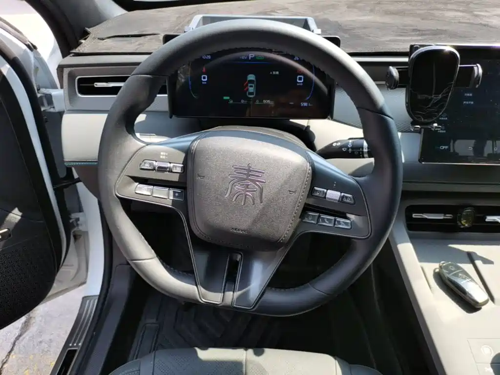 BYD Qin PLUS 2025 — фото 11