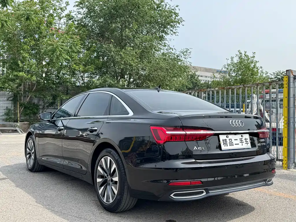 Audi A6L 2022 — фото 4