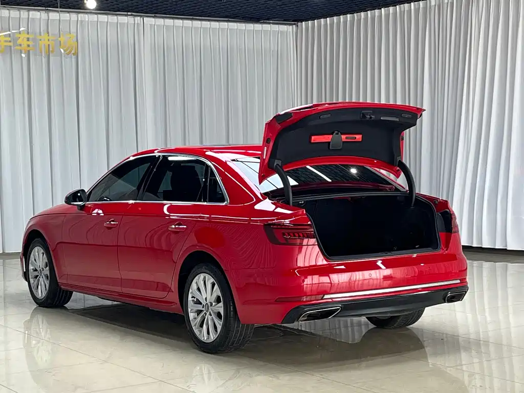 Audi A4L 2020 — фото 8