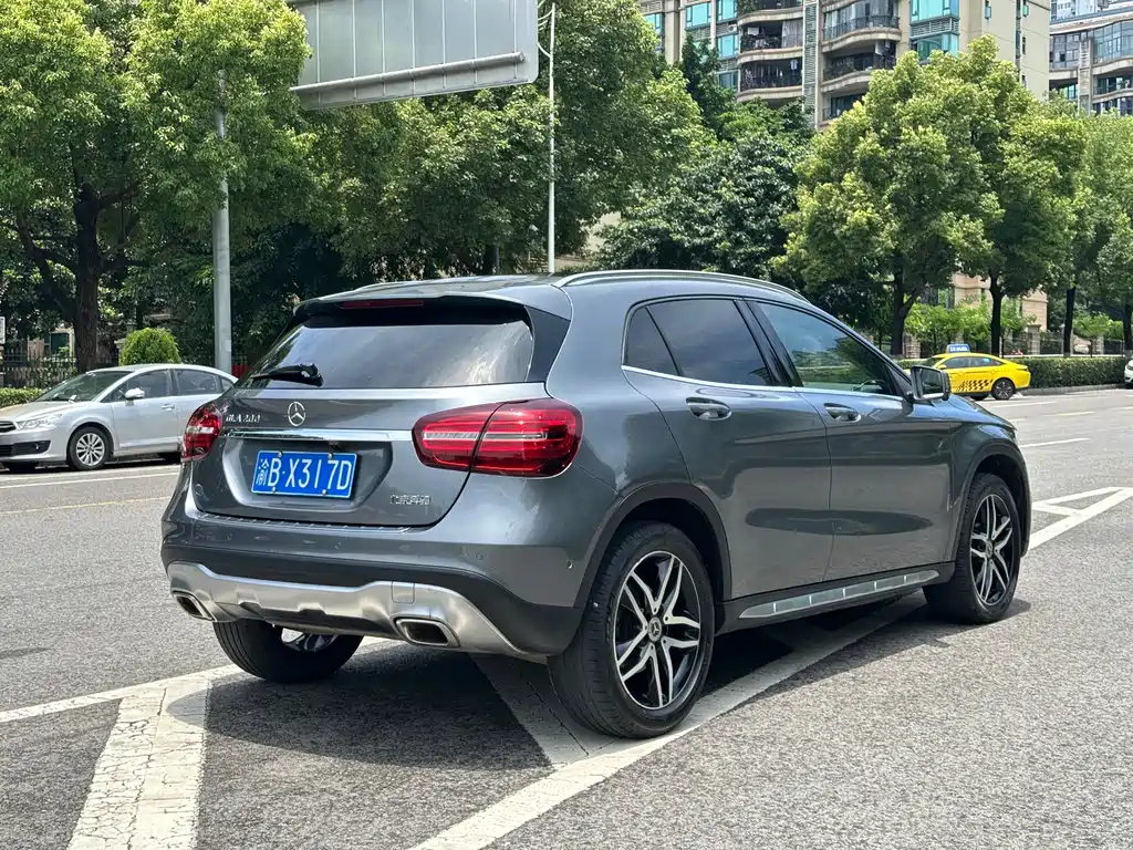 Mercedes-Benz GLA 2017 — фото 9