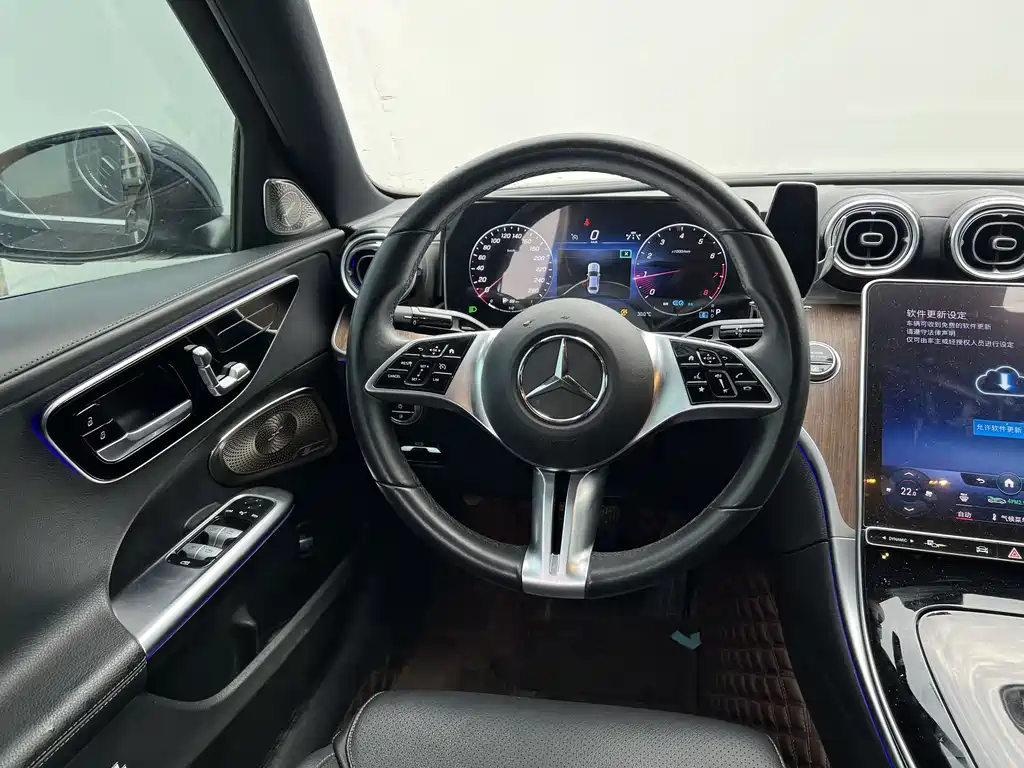 Mercedes-Benz C-Class 2022 — фото 9