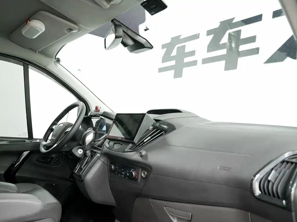 Ford Tourneo 2021 — фото 11