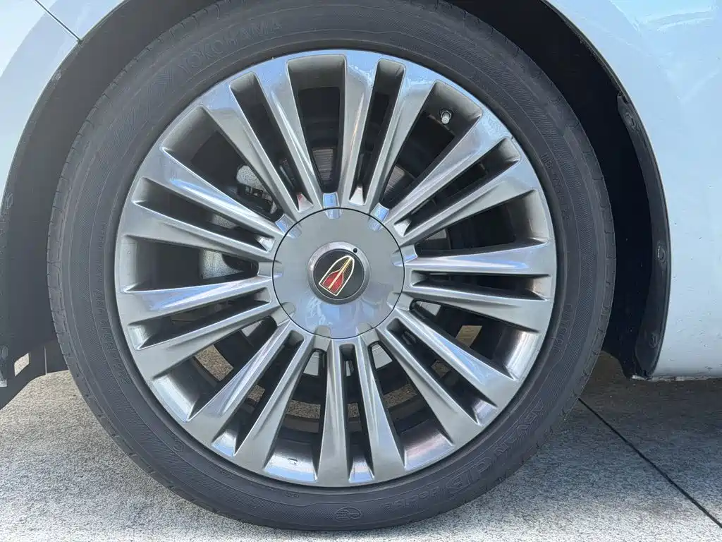 Hongqi H5 2021 — фото 5