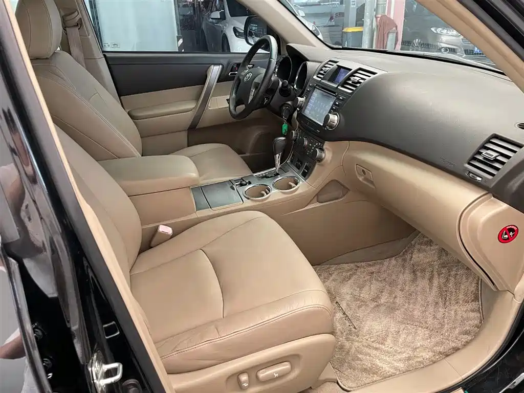 Toyota Highlander 2011