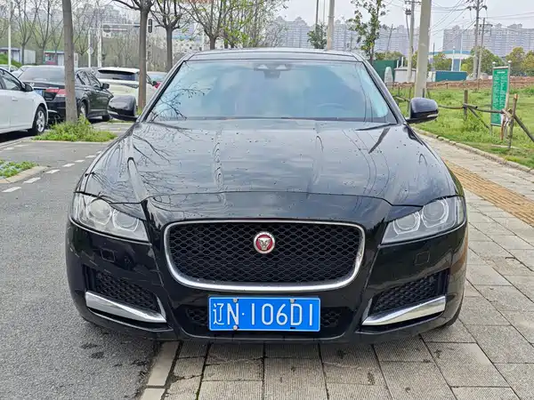 Jaguar XFL 2017
