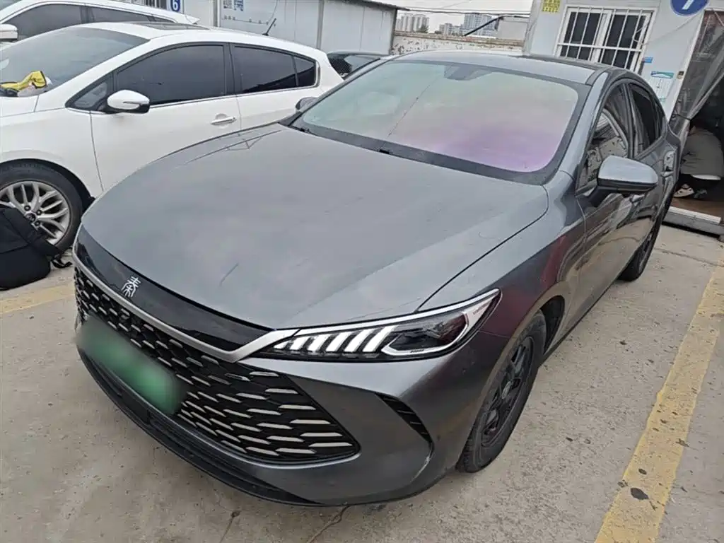 BYD Qin PLUS 2025 — фото 2